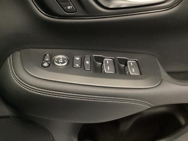 ZR-V Z ドラレコ ナビ Rカメラ ブルートゥース 盗難防止システム インテリキー カーテンエアバック 地デジ VSA クルコン USB エアコン ターボ 本革シ-ト クリアランスソナー LEDヘッドライト(38枚目)