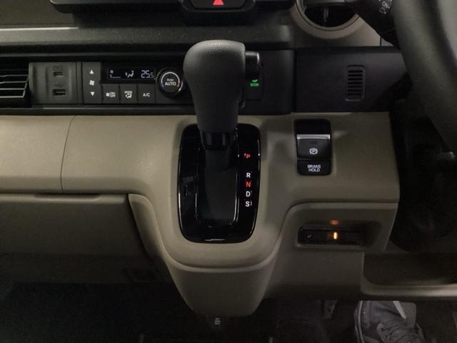 N-BOXジョイ ターボ ナビ Rカメラ ブルートゥース フルセグ LEDヘッド ETC車載器 オートエアコン 両側電動ドア クリアランスソナー パワーウィンドウ オートライト キーフリー シートヒーター スマートキー DVD(14枚目)