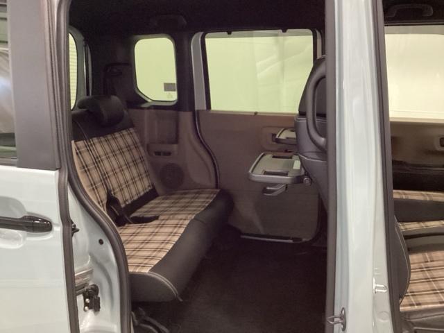 N-BOXジョイ ターボ ナビ Rカメラ ブルートゥース フルセグ LEDヘッド ETC車載器 オートエアコン 両側電動ドア クリアランスソナー パワーウィンドウ オートライト キーフリー シートヒーター スマートキー DVD(16枚目)