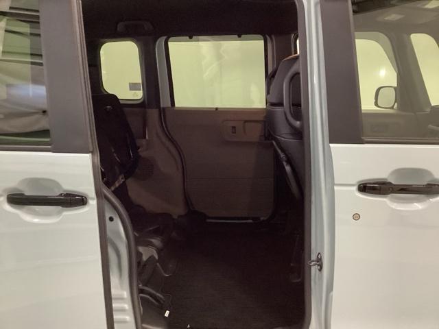 N-BOXジョイ ターボ ナビ Rカメラ ブルートゥース フルセグ LEDヘッド ETC車載器 オートエアコン 両側電動ドア クリアランスソナー パワーウィンドウ オートライト キーフリー シートヒーター スマートキー DVD(29枚目)