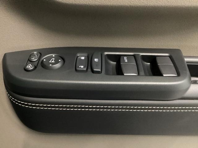 N-BOXジョイ ターボ ナビ Rカメラ ブルートゥース フルセグ LEDヘッド ETC車載器 オートエアコン 両側電動ドア クリアランスソナー パワーウィンドウ オートライト キーフリー シートヒーター スマートキー DVD(35枚目)