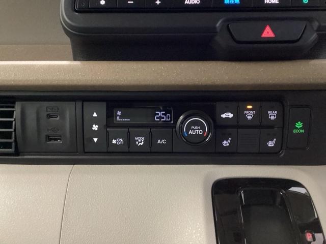 Ｎ－ＢＯＸ ファッションスタイル　試乗車　メモリーナビ　リアカメラ　ドラレコ　ソナー　盗難防止装置　スマートキ　ＵＳＢポート　ＬＥＤランプ　ＥＴＣ　バックモニター　サイドカーテンエアバック　ドライブレコーダー　クルコン　ＶＳＡ　ＡＢＳ（13枚目）