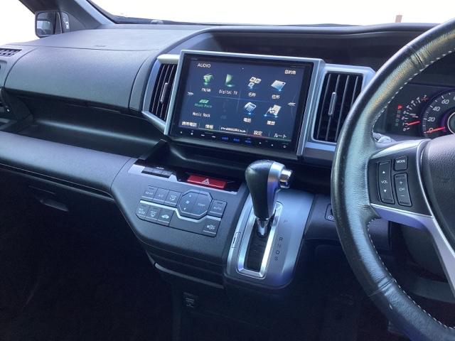 ステップワゴンスパーダ Ｚクールスピリット　メモリーナビ　リアカメラ　ＥＴＣ　バックカメ　ダブルエアコン　キーフリー　ナビＴＶ　横滑防止　フルオートエアコン　パワーウインドウ　Ａクルーズ　三列シート　運転席エアバック　パワステ　ＡＢＳ　エアロ（6枚目）