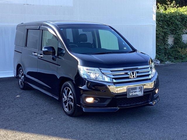 ステップワゴンスパーダ Ｚクールスピリット　メモリーナビ　リアカメラ　ＥＴＣ　バックカメ　ダブルエアコン　キーフリー　ナビＴＶ　横滑防止　フルオートエアコン　パワーウインドウ　Ａクルーズ　三列シート　運転席エアバック　パワステ　ＡＢＳ　エアロ（8枚目）