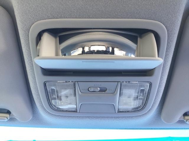 ステップワゴンスパーダ Ｚクールスピリット　メモリーナビ　リアカメラ　ＥＴＣ　バックカメ　ダブルエアコン　キーフリー　ナビＴＶ　横滑防止　フルオートエアコン　パワーウインドウ　Ａクルーズ　三列シート　運転席エアバック　パワステ　ＡＢＳ　エアロ（16枚目）