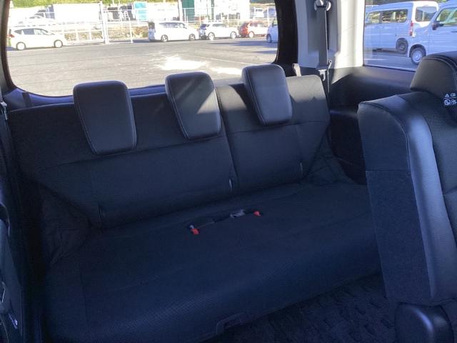 ステップワゴンスパーダ Ｚクールスピリット　メモリーナビ　リアカメラ　ＥＴＣ　バックカメ　ダブルエアコン　キーフリー　ナビＴＶ　横滑防止　フルオートエアコン　パワーウインドウ　Ａクルーズ　三列シート　運転席エアバック　パワステ　ＡＢＳ　エアロ（23枚目）