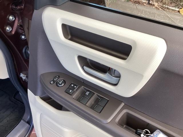 Ｎ－ＢＯＸ Ｇ・ＥＸホンダセンシング　純正メモリーナビ　ドラレコ　リアカメラ　ウォークスルー　パワーウインドウ　衝突軽減　フルセグＴＶ　Ｂモニ　ＬＥＤ　エアバッグ　キーレススタート　ＥＴＣ　スマ－トキ－　オートライト　ＤＶＤ再生　ＵＳＢ（50枚目）