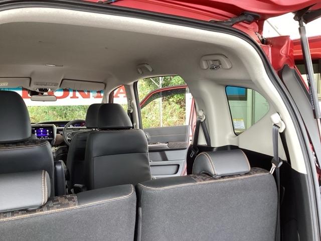 フリードハイブリッド ハイブリッド・クロスターホンダセンシング　純正メモリーナビ　両側電動スライドドア　両側Ｐスライドドア　ＵＳＢ　オートクルーズコントロール　記録簿　ＤＶＤ再生可能　ＬＥＤライト　ＡＢＳ　盗難防止　スマ－トキ－　ＶＳＡ　ウォークスルー　フルセグ（67枚目）