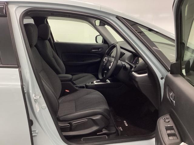 フィット ホーム 純正ナビ フルセグ リアカメラ 衝突軽減 ソナー USB接続 AAC 横滑り防止機能 サイドエアバック オートライト LEDライト クルーズコントロール パワーウィンドウ スマキー DVD ドラレコ(17枚目)