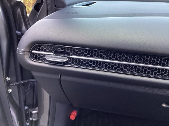 ZR-V e:HEVZ特別仕様車ブラックスタイル ナビ BOSEプレミアムサウンドシステム アラウンドビューモニター LEDヘッドランプ スマ-トキ- クルコン ETC車載器 電動シート オートライト ドライブレコーダー シートヒーター 本革シート(43枚目)