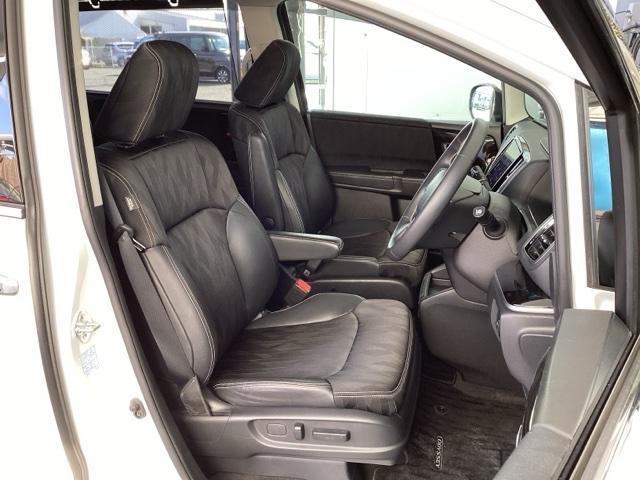 オデッセイハイブリッド ハイブリッドアブソルート・ホンダセンシング　純正メモリーナビ　パワーシート　ＥＴＣ　サイドカーテンエアバック　リアカメラ　Ｐシート　フルオートエアコン　ＡＢＳ　キーレス　ＶＳＡ　Ｗエアバッグ　ＬＥＤライト　３列シート　パワーウィンドウ　ナビＴＶ（16枚目）