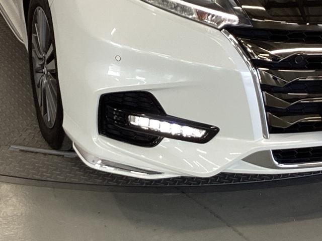 オデッセイハイブリッド ハイブリッドアブソルート・ホンダセンシング　純正メモリーナビ　パワーシート　ＥＴＣ　サイドカーテンエアバック　リアカメラ　Ｐシート　フルオートエアコン　ＡＢＳ　キーレス　ＶＳＡ　Ｗエアバッグ　ＬＥＤライト　３列シート　パワーウィンドウ　ナビＴＶ（25枚目）