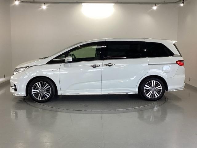 オデッセイハイブリッド ハイブリッドアブソルート・ホンダセンシング　純正メモリーナビ　パワーシート　ＥＴＣ　サイドカーテンエアバック　リアカメラ　Ｐシート　フルオートエアコン　ＡＢＳ　キーレス　ＶＳＡ　Ｗエアバッグ　ＬＥＤライト　３列シート　パワーウィンドウ　ナビＴＶ（27枚目）