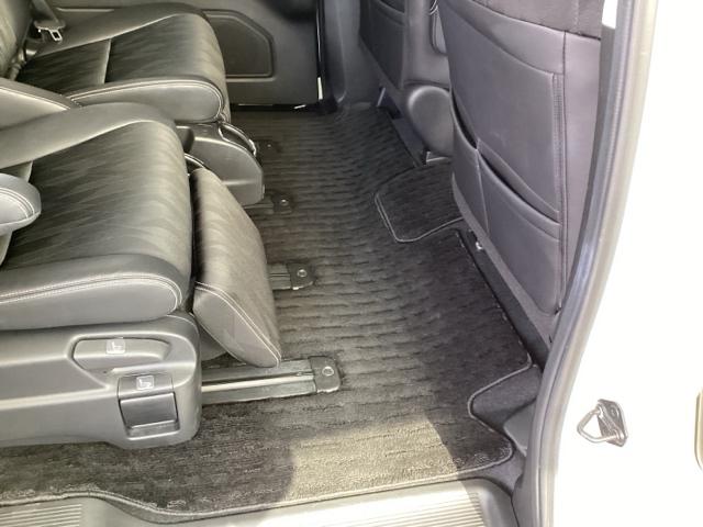 オデッセイハイブリッド ハイブリッドアブソルート・ホンダセンシング　純正メモリーナビ　パワーシート　ＥＴＣ　サイドカーテンエアバック　リアカメラ　Ｐシート　フルオートエアコン　ＡＢＳ　キーレス　ＶＳＡ　Ｗエアバッグ　ＬＥＤライト　３列シート　パワーウィンドウ　ナビＴＶ（63枚目）