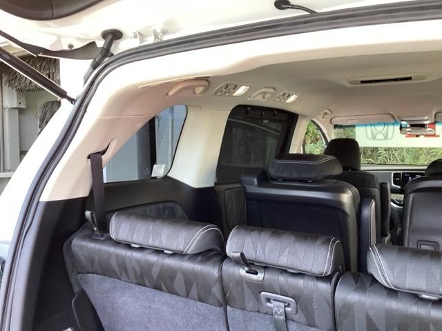 オデッセイハイブリッド ハイブリッドアブソルート・ホンダセンシング　純正メモリーナビ　パワーシート　ＥＴＣ　サイドカーテンエアバック　リアカメラ　Ｐシート　フルオートエアコン　ＡＢＳ　キーレス　ＶＳＡ　Ｗエアバッグ　ＬＥＤライト　３列シート　パワーウィンドウ　ナビＴＶ（66枚目）