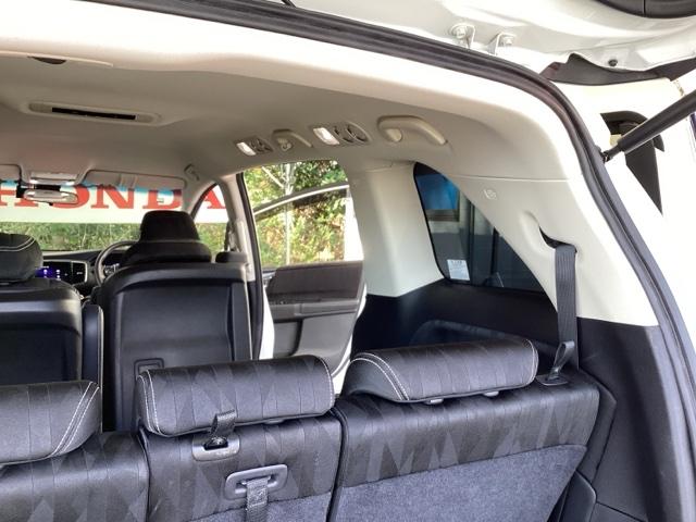 オデッセイハイブリッド ハイブリッドアブソルート・ホンダセンシング　純正メモリーナビ　パワーシート　ＥＴＣ　サイドカーテンエアバック　リアカメラ　Ｐシート　フルオートエアコン　ＡＢＳ　キーレス　ＶＳＡ　Ｗエアバッグ　ＬＥＤライト　３列シート　パワーウィンドウ　ナビＴＶ（67枚目）