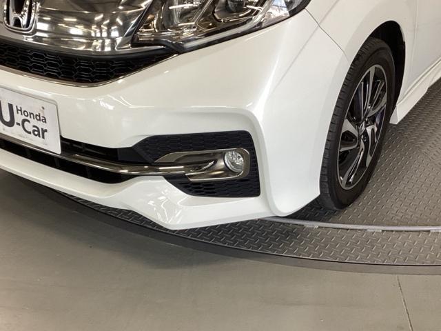 ステップワゴンスパーダ スパーダ・クールスピリットホンダセンシング　純正ナビ　フルセグ　リア席モニター　サイドエアバック　スマートキ　左右電動スライドドア　バックモニタ　地ＴＶ　ナビ＆ＴＶ　助手席エアバッグ　ＡＡＣ　横滑り防止機能　ターボ車　シートヒータ　ＡＢＳ（31枚目）