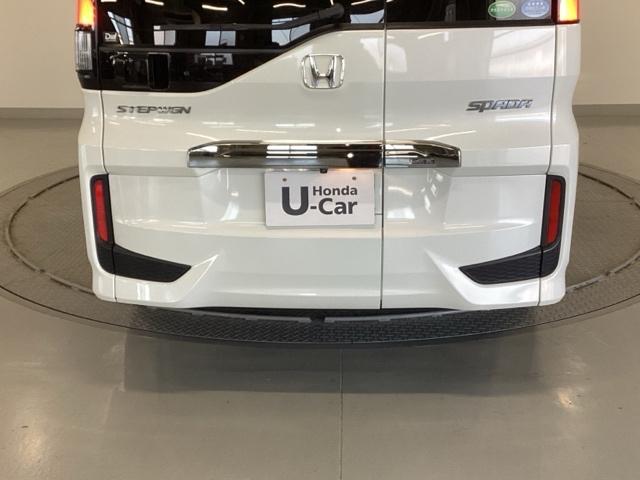 ステップワゴンスパーダ スパーダ・クールスピリットホンダセンシング　純正ナビ　フルセグ　リア席モニター　サイドエアバック　スマートキ　左右電動スライドドア　バックモニタ　地ＴＶ　ナビ＆ＴＶ　助手席エアバッグ　ＡＡＣ　横滑り防止機能　ターボ車　シートヒータ　ＡＢＳ（36枚目）