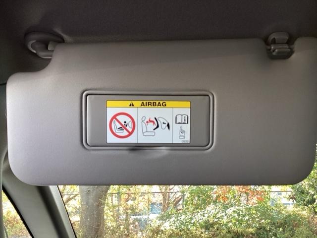 ステップワゴンスパーダ スパーダ・クールスピリットホンダセンシング　純正ナビ　フルセグ　リア席モニター　サイドエアバック　スマートキ　左右電動スライドドア　バックモニタ　地ＴＶ　ナビ＆ＴＶ　助手席エアバッグ　ＡＡＣ　横滑り防止機能　ターボ車　シートヒータ　ＡＢＳ（43枚目）