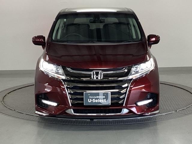 オデッセイ アブソルート・ホンダセンシング　オーディオレス　両側電動スライドドア　ＬＥＤヘッドランプ　ｉストップ　キーフリー　バックモニター　Ｐシート　オートクルーズコントロール　ウォークスルー　サイドエアバッグ　オートエアコン　横滑り防止装置（6枚目）