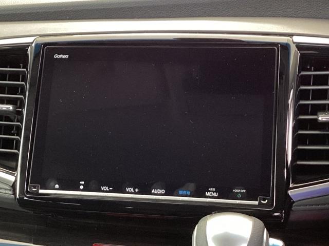 オデッセイ アブソルート・ホンダセンシング　オーディオレス　両側電動スライドドア　ＬＥＤヘッドランプ　ｉストップ　キーフリー　バックモニター　Ｐシート　オートクルーズコントロール　ウォークスルー　サイドエアバッグ　オートエアコン　横滑り防止装置（11枚目）