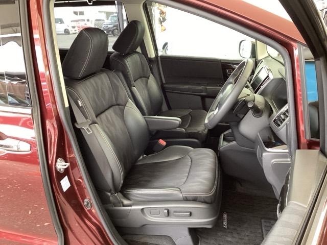 オデッセイ アブソルート・ホンダセンシング　オーディオレス　両側電動スライドドア　ＬＥＤヘッドランプ　ｉストップ　キーフリー　バックモニター　Ｐシート　オートクルーズコントロール　ウォークスルー　サイドエアバッグ　オートエアコン　横滑り防止装置（15枚目）