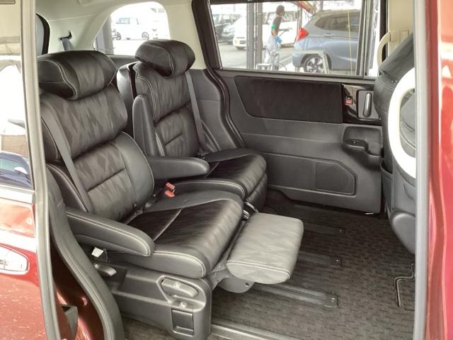 オデッセイ アブソルート・ホンダセンシング　オーディオレス　両側電動スライドドア　ＬＥＤヘッドランプ　ｉストップ　キーフリー　バックモニター　Ｐシート　オートクルーズコントロール　ウォークスルー　サイドエアバッグ　オートエアコン　横滑り防止装置（16枚目）