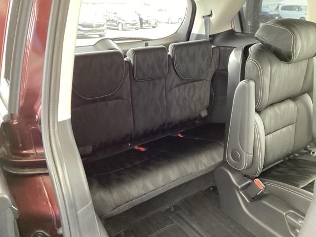 オデッセイ アブソルート・ホンダセンシング　オーディオレス　両側電動スライドドア　ＬＥＤヘッドランプ　ｉストップ　キーフリー　バックモニター　Ｐシート　オートクルーズコントロール　ウォークスルー　サイドエアバッグ　オートエアコン　横滑り防止装置（17枚目）