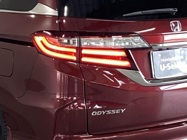 オデッセイ アブソルート・ホンダセンシング　オーディオレス　両側電動スライドドア　ＬＥＤヘッドランプ　ｉストップ　キーフリー　バックモニター　Ｐシート　オートクルーズコントロール　ウォークスルー　サイドエアバッグ　オートエアコン　横滑り防止装置（27枚目）