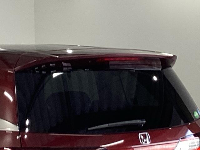 オデッセイ アブソルート・ホンダセンシング　オーディオレス　両側電動スライドドア　ＬＥＤヘッドランプ　ｉストップ　キーフリー　バックモニター　Ｐシート　オートクルーズコントロール　ウォークスルー　サイドエアバッグ　オートエアコン　横滑り防止装置（28枚目）