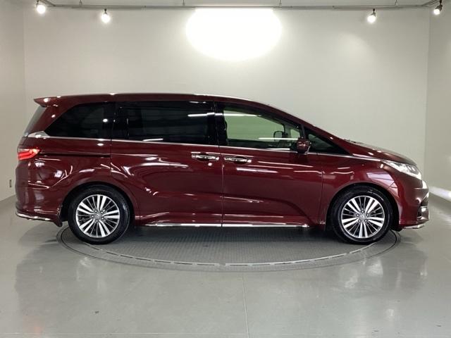 オデッセイ アブソルート・ホンダセンシング　オーディオレス　両側電動スライドドア　ＬＥＤヘッドランプ　ｉストップ　キーフリー　バックモニター　Ｐシート　オートクルーズコントロール　ウォークスルー　サイドエアバッグ　オートエアコン　横滑り防止装置（31枚目）