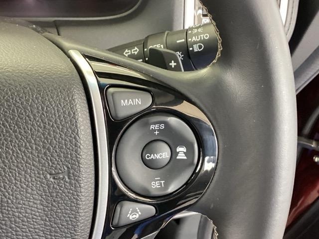 オデッセイ アブソルート・ホンダセンシング　オーディオレス　両側電動スライドドア　ＬＥＤヘッドランプ　ｉストップ　キーフリー　バックモニター　Ｐシート　オートクルーズコントロール　ウォークスルー　サイドエアバッグ　オートエアコン　横滑り防止装置（41枚目）