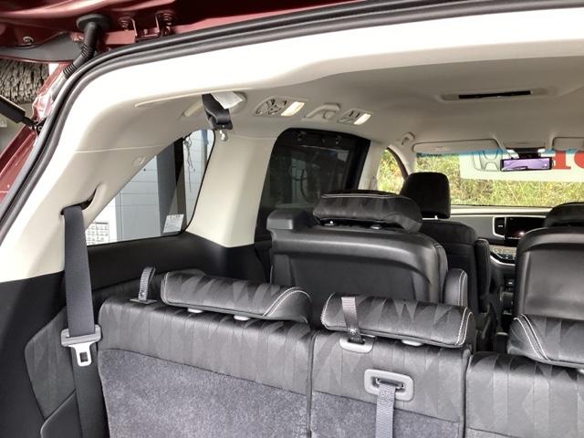 オデッセイ アブソルート・ホンダセンシング　オーディオレス　両側電動スライドドア　ＬＥＤヘッドランプ　ｉストップ　キーフリー　バックモニター　Ｐシート　オートクルーズコントロール　ウォークスルー　サイドエアバッグ　オートエアコン　横滑り防止装置（60枚目）