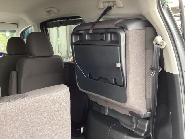 フリード Ｇ　純正ナビ　フルセグ　リアカメラ　Ａクルーズ　３列シート　ＬＥＤヘッドライト　パワーウインドウ　Ｒカメラ　イモビ　ＶＳＡ　ＵＳＢ　エアコン　エアバッグ　スマートキー　ＥＣＯＮモード　シ－トヒ－タ－（23枚目）