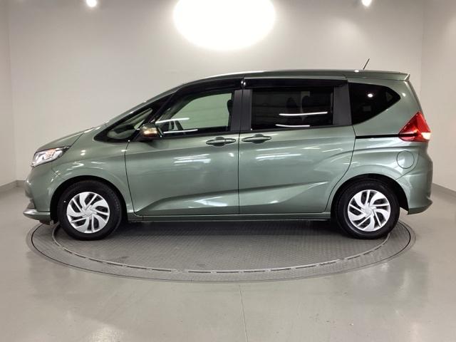 フリード Ｇ　純正ナビ　フルセグ　リアカメラ　Ａクルーズ　３列シート　ＬＥＤヘッドライト　パワーウインドウ　Ｒカメラ　イモビ　ＶＳＡ　ＵＳＢ　エアコン　エアバッグ　スマートキー　ＥＣＯＮモード　シ－トヒ－タ－（36枚目）