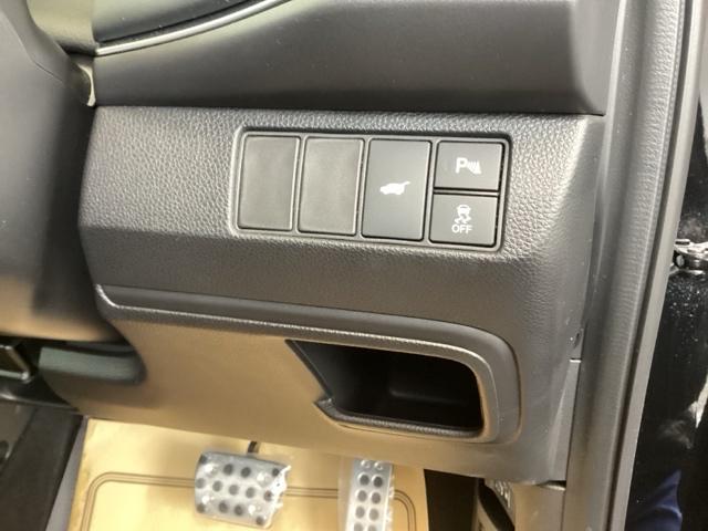 �u�r�`�i������}���j�͊���₷���H�ʁE�J�[�u�𑖂��Ă��鎞�ɋN���肪���ȉ�������R���s���[�^�[����ŗ}�����A�^�]�ɂ�Ƃ�������炵�܂��B