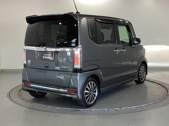 Ｎ－ＢＯＸカスタム Ｇ・ターボＬパッケージ　純正ナビ　フルセグ　リアカメラ　ＡＵＴＯエアコン　ナビＴＶ　地デジテレビ　Ｂカメ　サイドカーテンエアバック　盗難警報装置　横滑防止装置　ＰＳ　ＰＷ　ターボエンジン　運転席エアバッグ　ＥＴＣ付き　ＡＢＳ（8枚目）