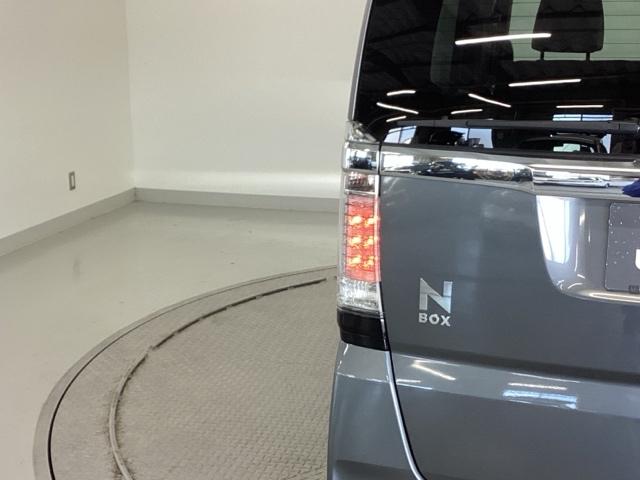 Ｎ－ＢＯＸカスタム Ｇ・ターボＬパッケージ　純正ナビ　フルセグ　リアカメラ　ＡＵＴＯエアコン　ナビＴＶ　地デジテレビ　Ｂカメ　サイドカーテンエアバック　盗難警報装置　横滑防止装置　ＰＳ　ＰＷ　ターボエンジン　運転席エアバッグ　ＥＴＣ付き　ＡＢＳ（34枚目）