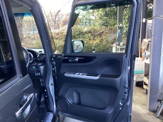 Ｎ－ＢＯＸカスタム Ｇ・ターボＬパッケージ　純正ナビ　フルセグ　リアカメラ　ＡＵＴＯエアコン　ナビＴＶ　地デジテレビ　Ｂカメ　サイドカーテンエアバック　盗難警報装置　横滑防止装置　ＰＳ　ＰＷ　ターボエンジン　運転席エアバッグ　ＥＴＣ付き　ＡＢＳ（49枚目）