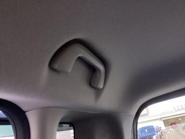 Ｎ－ＢＯＸカスタム Ｇ・ターボＬパッケージ　純正ナビ　フルセグ　リアカメラ　ＡＵＴＯエアコン　ナビＴＶ　地デジテレビ　Ｂカメ　サイドカーテンエアバック　盗難警報装置　横滑防止装置　ＰＳ　ＰＷ　ターボエンジン　運転席エアバッグ　ＥＴＣ付き　ＡＢＳ（52枚目）