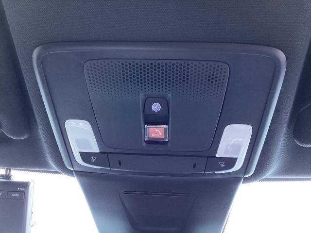 シビック ｅ：ＨＥＶ　ＨｏｎｄａＣＯＮＮＥＣＴディスプレイ　盗難防止システム　クリアランスソナー　オートクルーズコントロール　地デジフルセグ　後カメラ　ＵＳＢポート　パワーステアリング　パワーシート　ＬＥＤライト　エアコン（41枚目）