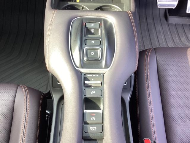 ＺＲ－Ｖ ｅ：ＨＥＶＺ　ＨｏｎｄａＣＯＮＮＥＣＴディスプレイ　レザー　Ｂカメラ　サイドエアバック　パワ－シ－ト　ナビＴＶ　ＬＥＤヘッドライト　ＵＳＢ接続　地デジ　Ｓヒーター　サポカー　ＥＴＣ車載器　パワーステアリング　イモビ（14枚目）