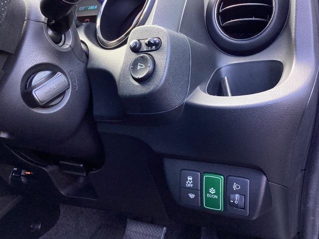 フィットハイブリッド スマートセレクション　メモリーナビ　ＥＴＣ　リアカメラ　ＤＶＤ　スマートキー　オートクルーズコントロール　イモビ　バックカメラ　キーフリー　オートエアコン　ＡＢＳ　パワーウィンドウ　パワーステアリング　ＶＳＡ　ナビＴＶ（15枚目）