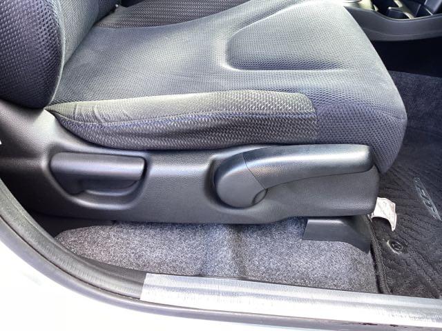 フィットハイブリッド スマートセレクション　メモリーナビ　ＥＴＣ　リアカメラ　ＤＶＤ　スマートキー　オートクルーズコントロール　イモビ　バックカメラ　キーフリー　オートエアコン　ＡＢＳ　パワーウィンドウ　パワーステアリング　ＶＳＡ　ナビＴＶ（23枚目）