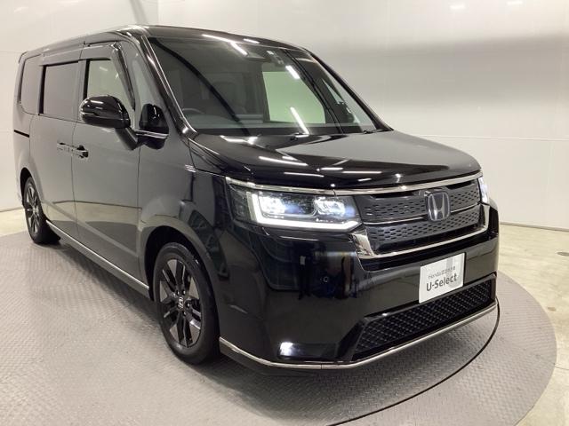 ステップワゴン ｅ：ＨＥＶスパーダ　ＨｏｎｄａＣＯＮＮＥＣＴ対応純正メモリーナビ　リア席モニター　フルオートエアコン　ＥＳＣ　シートヒータ　オートライト　キーフリー　ＬＥＤヘッドランプ　イモビ　ＡＢＳ　リアカメラ　スマートキ　３列シート（7枚目）