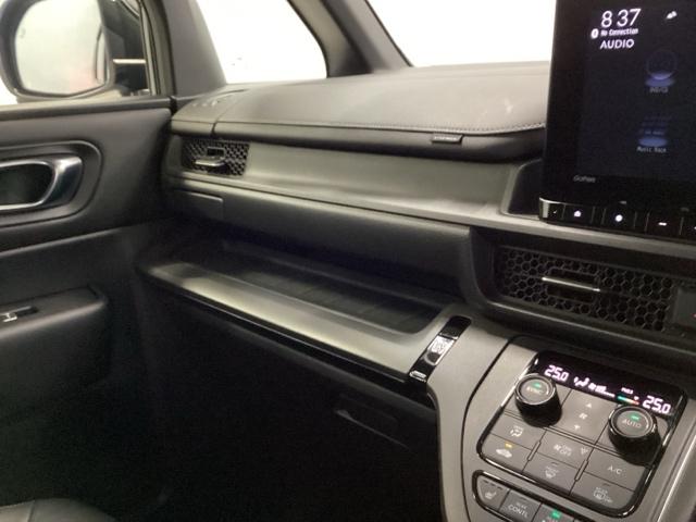 ステップワゴン ｅ：ＨＥＶスパーダ　ＨｏｎｄａＣＯＮＮＥＣＴ対応純正メモリーナビ　リア席モニター　フルオートエアコン　ＥＳＣ　シートヒータ　オートライト　キーフリー　ＬＥＤヘッドランプ　イモビ　ＡＢＳ　リアカメラ　スマートキ　３列シート（23枚目）