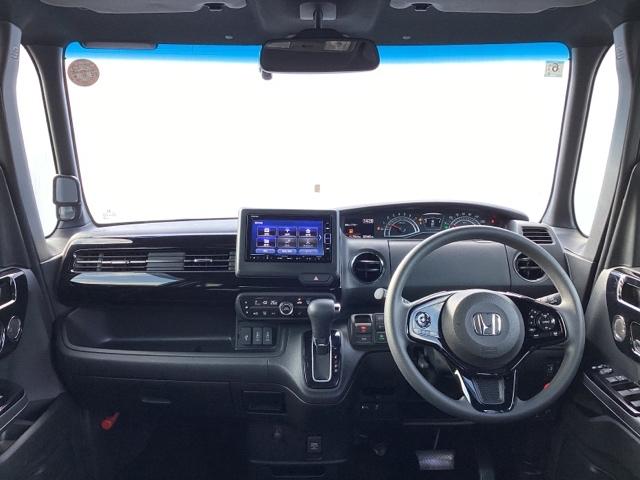 Ｎ－ＢＯＸカスタム Ｌ　メモリーナビ　ドラレコ　リアカメラ　Ｐソナー　サイドエアバッグ　ナビＴＶ　Ａストップ　シートヒータ　ベンチシート　点検記録簿　キーフリーシステム　ＬＥＤライト　クルーズコントロール　ＡＣ　スマキー（2枚目）