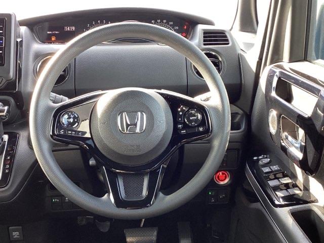 Ｎ－ＢＯＸカスタム Ｌ　メモリーナビ　ドラレコ　リアカメラ　Ｐソナー　サイドエアバッグ　ナビＴＶ　Ａストップ　シートヒータ　ベンチシート　点検記録簿　キーフリーシステム　ＬＥＤライト　クルーズコントロール　ＡＣ　スマキー（3枚目）