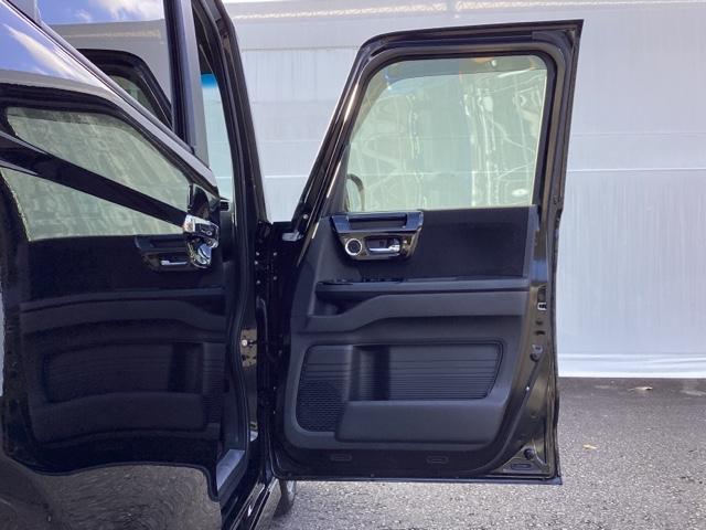 Ｎ－ＢＯＸカスタム Ｌ　メモリーナビ　ドラレコ　リアカメラ　Ｐソナー　サイドエアバッグ　ナビＴＶ　Ａストップ　シートヒータ　ベンチシート　点検記録簿　キーフリーシステム　ＬＥＤライト　クルーズコントロール　ＡＣ　スマキー（27枚目）