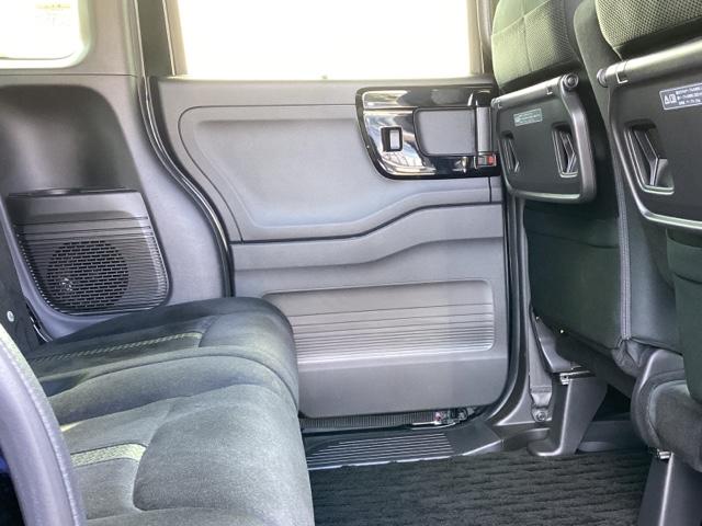 Ｎ－ＢＯＸカスタム Ｌ　メモリーナビ　ドラレコ　リアカメラ　Ｐソナー　サイドエアバッグ　ナビＴＶ　Ａストップ　シートヒータ　ベンチシート　点検記録簿　キーフリーシステム　ＬＥＤライト　クルーズコントロール　ＡＣ　スマキー（29枚目）